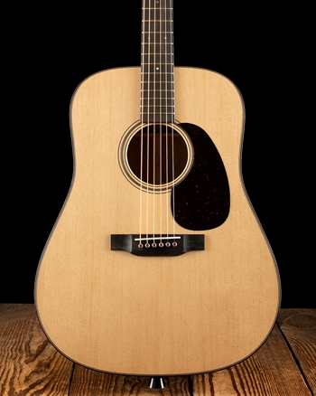 Martin D-18 Modern Deluxe - Natural