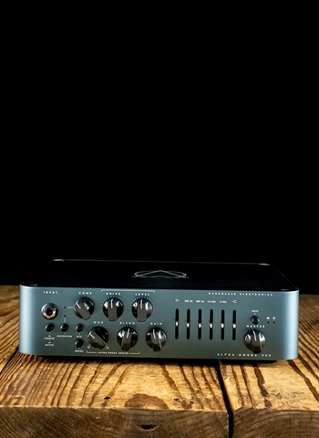 Darkglass Alpha Omega 900 Watt Bass Head