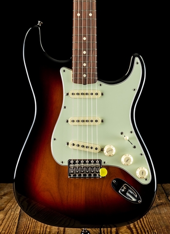 Fender Vintera '60s Stratocaster - 3-Color Sunburst