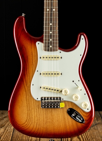 Fender Vintera '70s Stratocaster - Sienna Sunburst