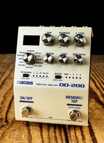 BOSS DD-200 Digital Delay Pedal