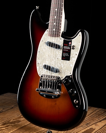Fender American Performer Mustang - 3-Color Sunburst