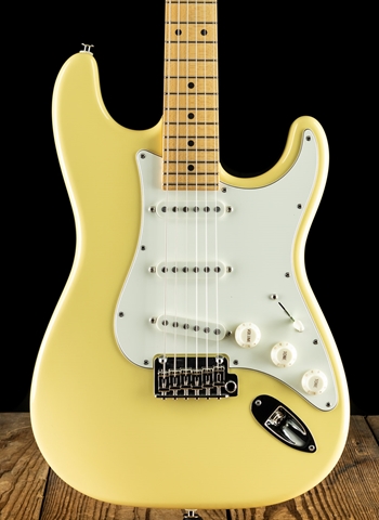 Suhr Classic S SSS - Vintage Yellow