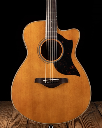 Yamaha AC1M - Vintage Natural