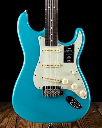 Fender American Professional II Stratocaster - Miami Blue