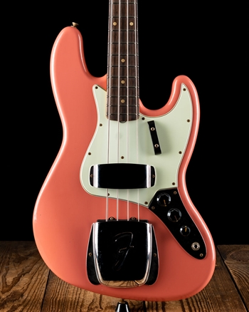 Fender 1964 Journeyman Relic Jazz Bass - Super Faded Aged Tahitian Coral