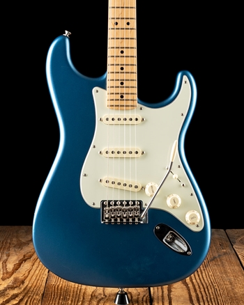 Fender American Performer Stratocaster HSS - 3-Color Sunburst *USED*
