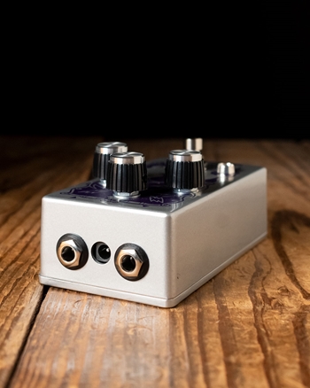 EarthQuaker Devices Hizumitas Fuzz Sustainer Pedal