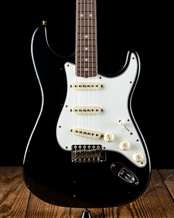 週末セール！Fender homage black stratcaster ae00-56618_1_.jpg