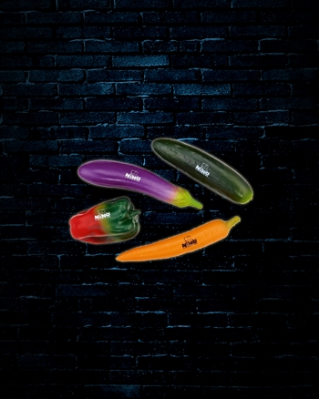 Nino Fruit & Vegetable Shaker - Eggplant