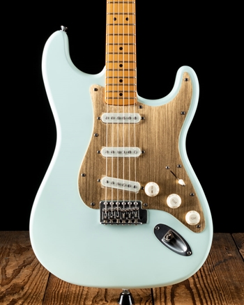 Squier Vintage Edition 40th Anniversary Stratocaster - Satin Sonic Blue