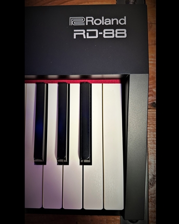 Roland RD-88 - 88-Key Stage Piano *USED*