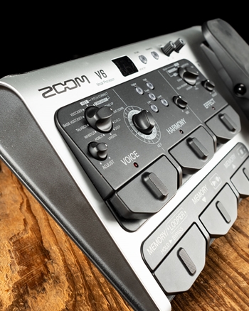 Zoom V6-SP Vocal Effects Processor Pedal