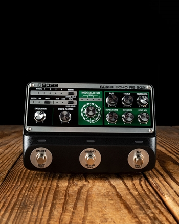 BOSS RE-202 Space Echo Delay/Reverb Pedal