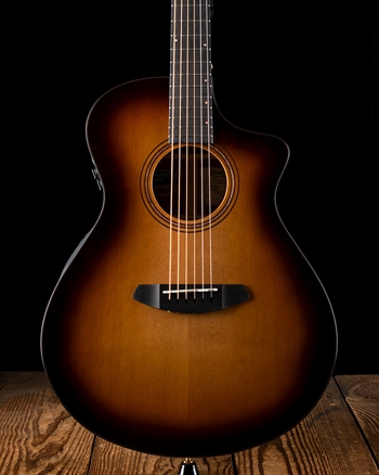 Breedlove Solo Pro Concert CE Red Cedar-African Mahogany - Edgeburst