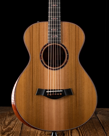 Taylor Custom GC 12-Fret Western Red Cedar/Indian Rosewood - Natural