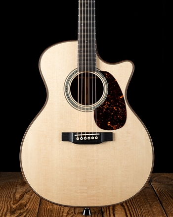 Martin Custom 14-Fret Grand Performance Cutaway - Natural