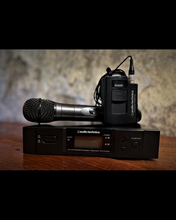 Audio-Technica 3000 Series Wireless Handheld & Lav Mic Package *USED*
