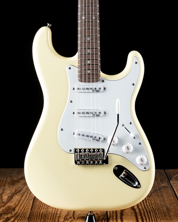 V6 Reissued - Vintage White *USED*
