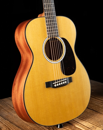 Martin 000Jr-10E Shawn Mendes - Kauffmann's Guitar Store