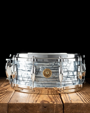 Gretsch 5.5"x14" USA Custom Snare Drum - Sky Blue Pearl
