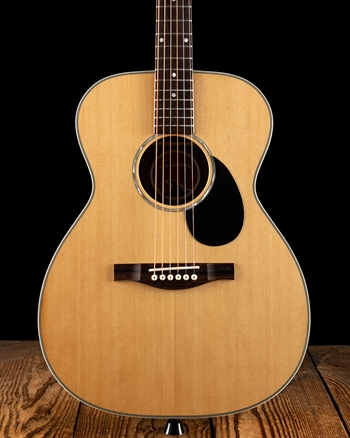 Eastman PCH2-OM - Natural