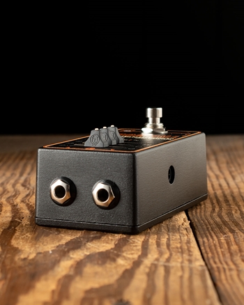 Walrus Audio Fundamental Series Tremolo Pedal
