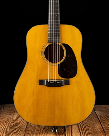 Martin D-18 Authentic 1937 VTS Aged - Natural