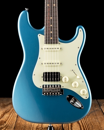 Suhr Classic S Vintage LE - Lake Placid Blue