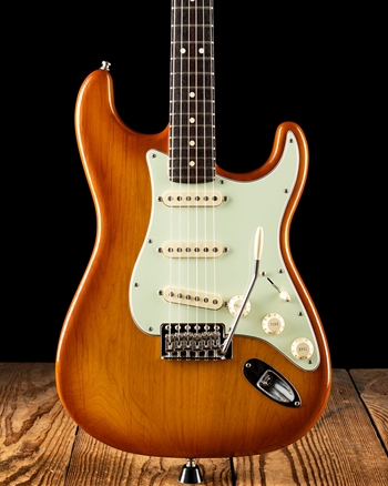 Fender American Performer Stratocaster SSS - Arctic White *USED*