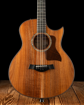 Taylor C26ce Custom Grand Symphony Hawaiian Koa - Natural