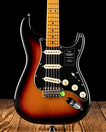 Fender Vintera II '70s Stratocaster - 3-Color Sunburst