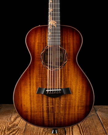 Taylor C62e 12-Fret Grand Concert Hawaiian Koa - Shaded Edgeburst