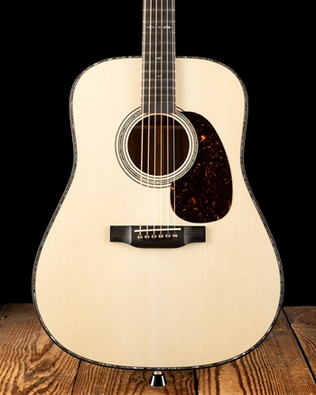 Martin Custom Shop Custom "D" Dreadnought Adirondack Spruce/Flamed Koa - Natural