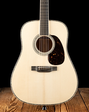 Martin Custom Shop Custom "D" Dreadnought Adirondack Spruce/Guatemalan Rosewood - Natural