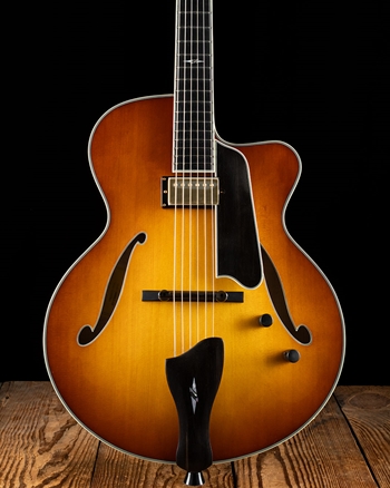 Eastman AR805CE Archtop - Goldburst