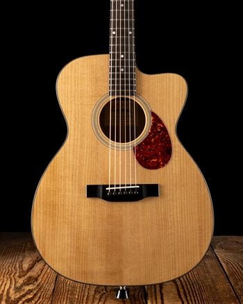 Eastman E1OMCE Deluxe - Natural