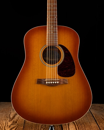 Seagull Entoruage Rustic Acoustic *USED*