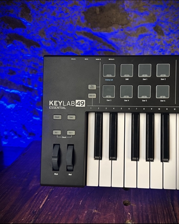 Arturia KeyLab Essential 49 - 49-Key MIDI Controller *USED*