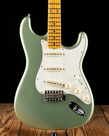 Fender Custom Shop Journeyman Relic Postmodern Stratocaster - Faded Sage Green Metallic *USED*