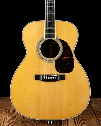Martin J-40 Standard Series - Natural *USED*