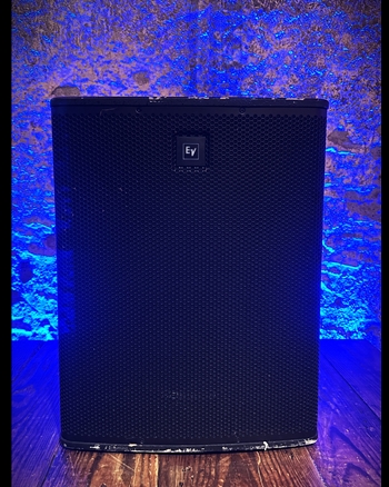 EV ELX118P - 700 Watt 1x18" Powered Subwoofer *USED*