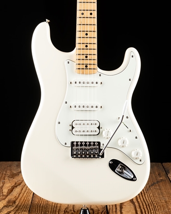 Fender Standard Stratocaster HSS - Arctic White *USED*