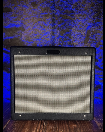 Fender Blues Junior IV - 15 Watt 1x12" Guitar Combo *USED*