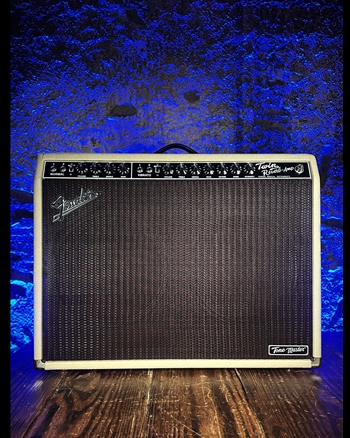 Fender Tone Master Twin Reverb - 200 Watt 2x12" Guitar Combo - Cream *USED*