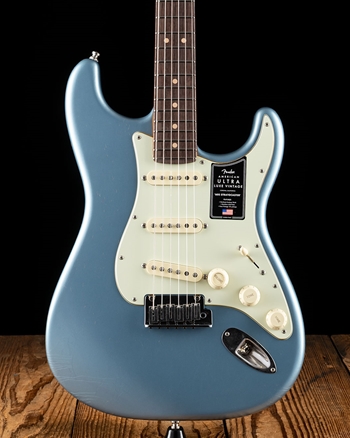 Fender American Ultra Luxe '60s Stratocaster - Ice Blue Metallic