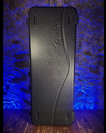 Fender TSA Strat/Tele Hardshell Case *USED*