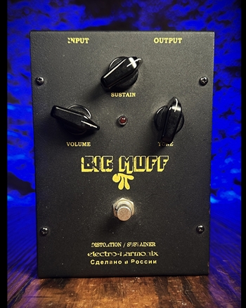 Electro-Harmonix Big Muff Pi (v8) Distortion/Sustainer Pedal *USED*