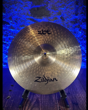 Zildjian 18" ZBT Crash/Ride *USED*