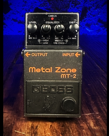 BOSS MT-2 Metal Zone Distortion Pedal *USED*